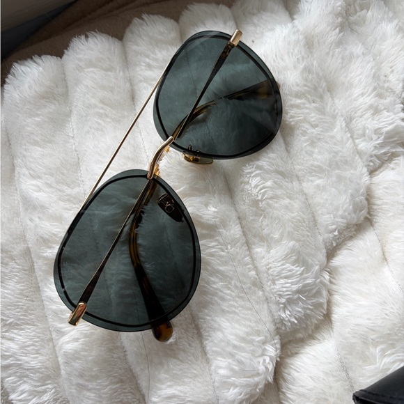 NWOT Diff Aviators - Picture 4 of 4